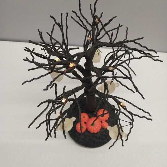 Hallmark Lighted Halloween Tree 5 Hanging Glass Ghost Ornaments Pumpkin Base - Picture 9 of 12